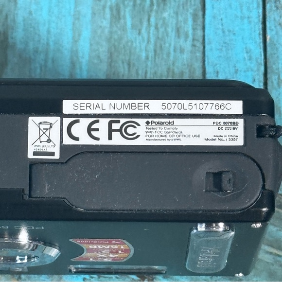 Vintage Polaroid PDC 5070BD Digital Camera 5.1 MP & Case - Picture 11 of 15